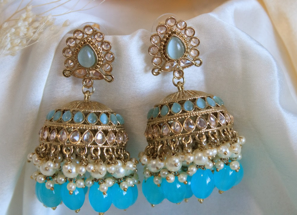 Ishreet Jhumkas