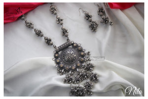 Nila Necklace set