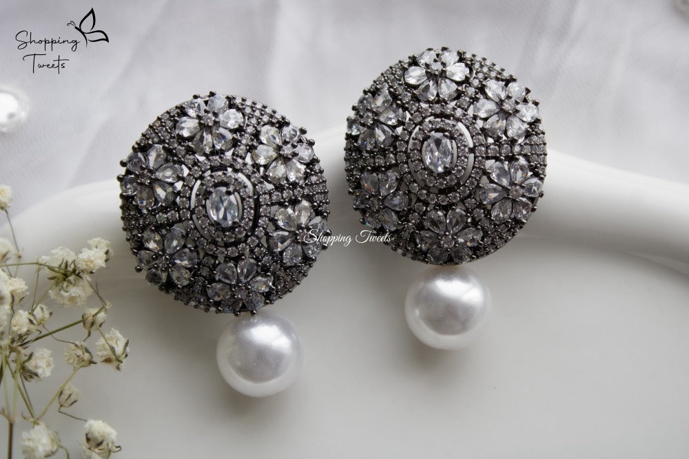 Nivisha Earrings