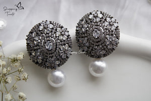 Nivisha Earrings